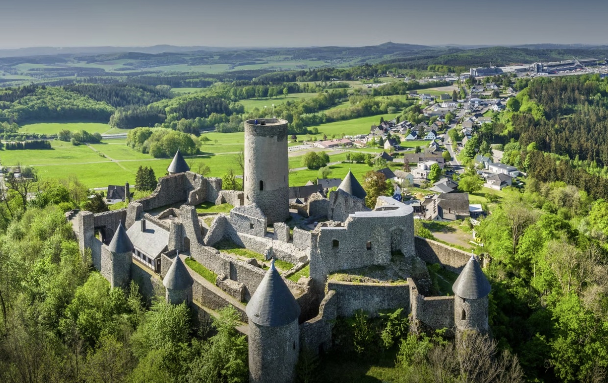 Ausblick von der Nürburg.
